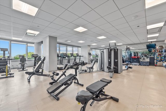 1211 S Prairie Avenue Unit: 5400