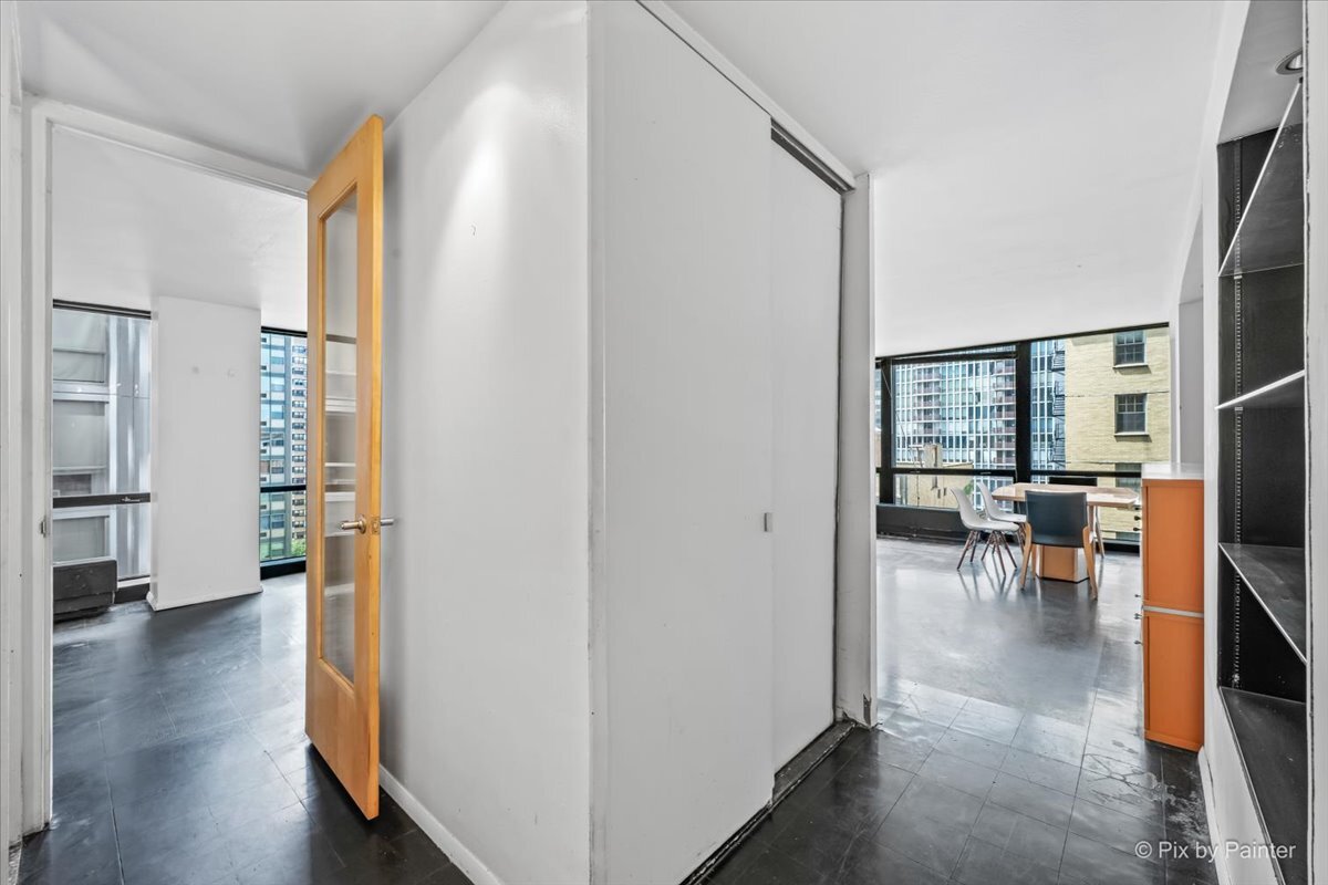 910 N LAKE SHORE Drive Unit: 1316