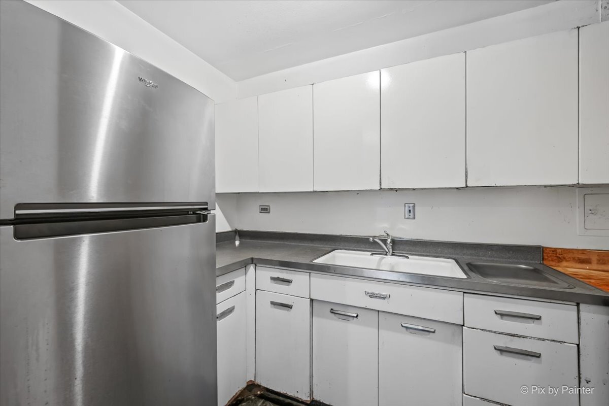 910 N LAKE SHORE Drive Unit: 1316