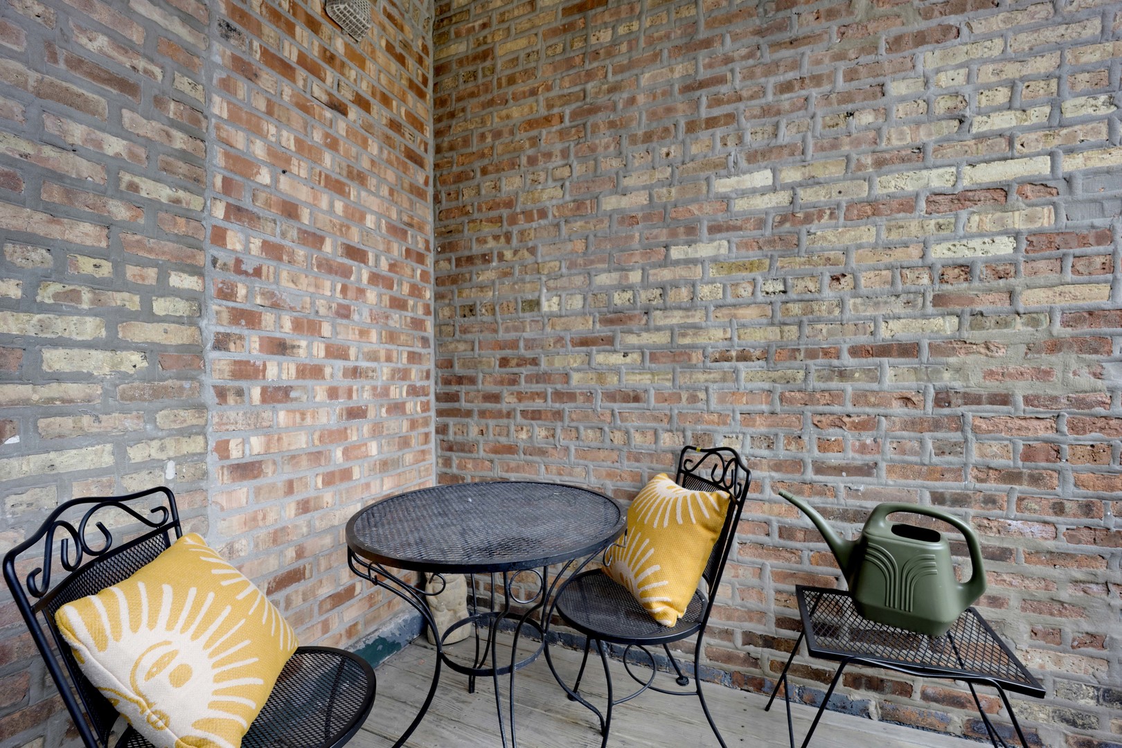 3106 W Lyndale Street Unit: 3B