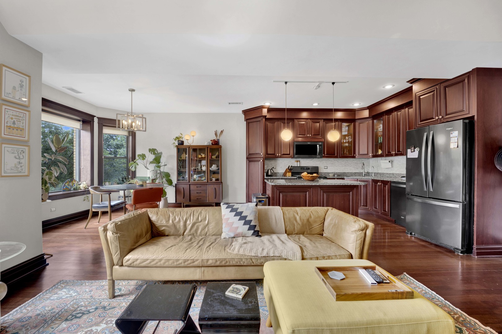 3106 W Lyndale Street Unit: 3B