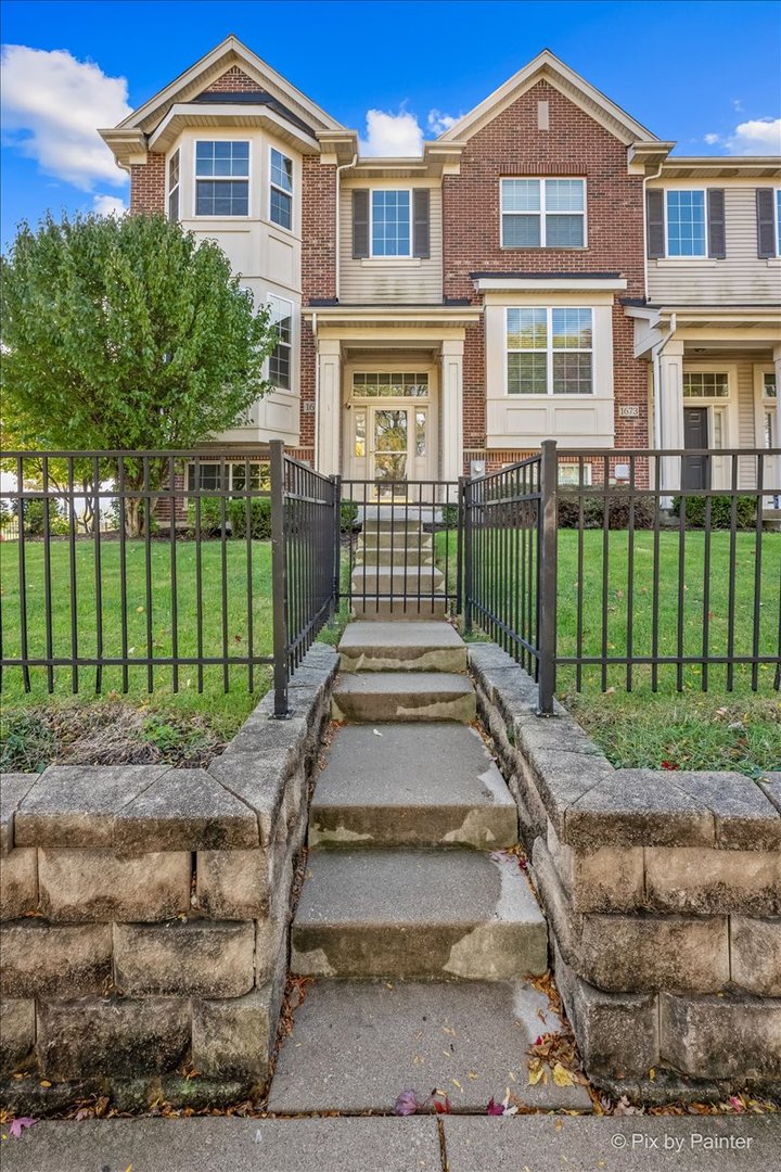 1671 Maple Avenue