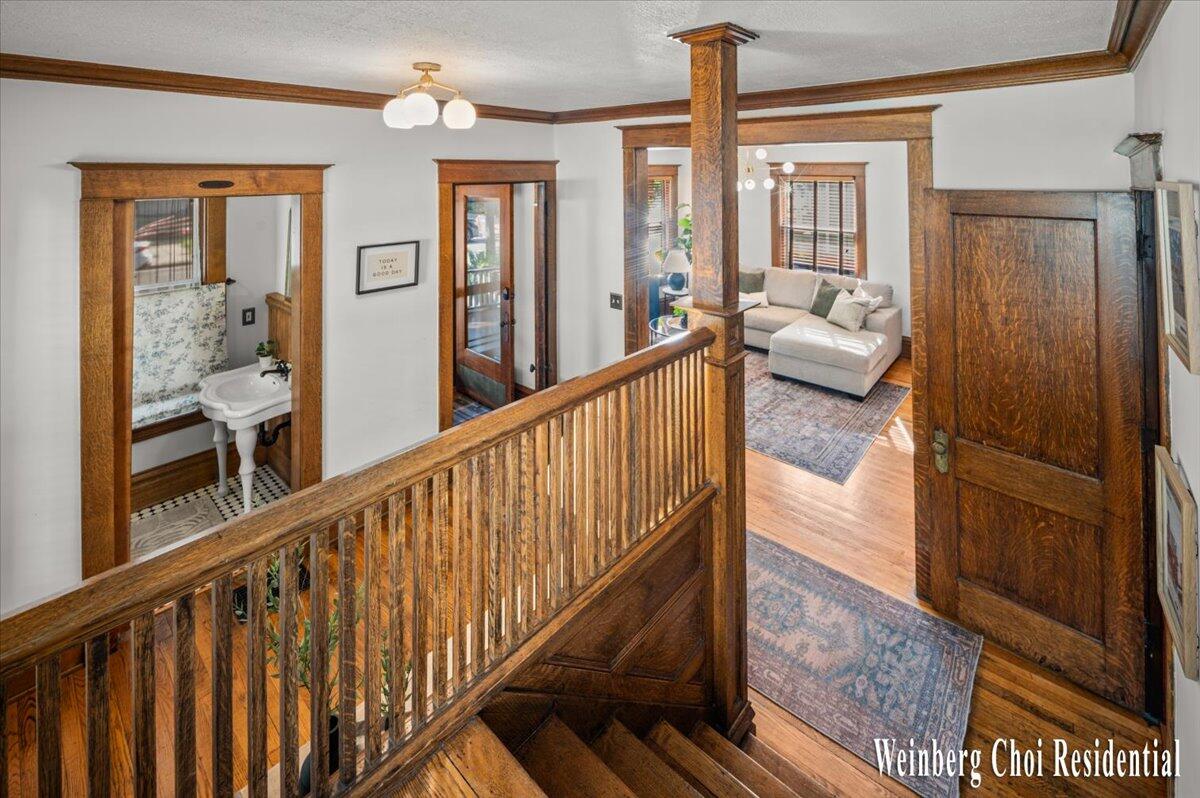 441 Pleasant Street SE