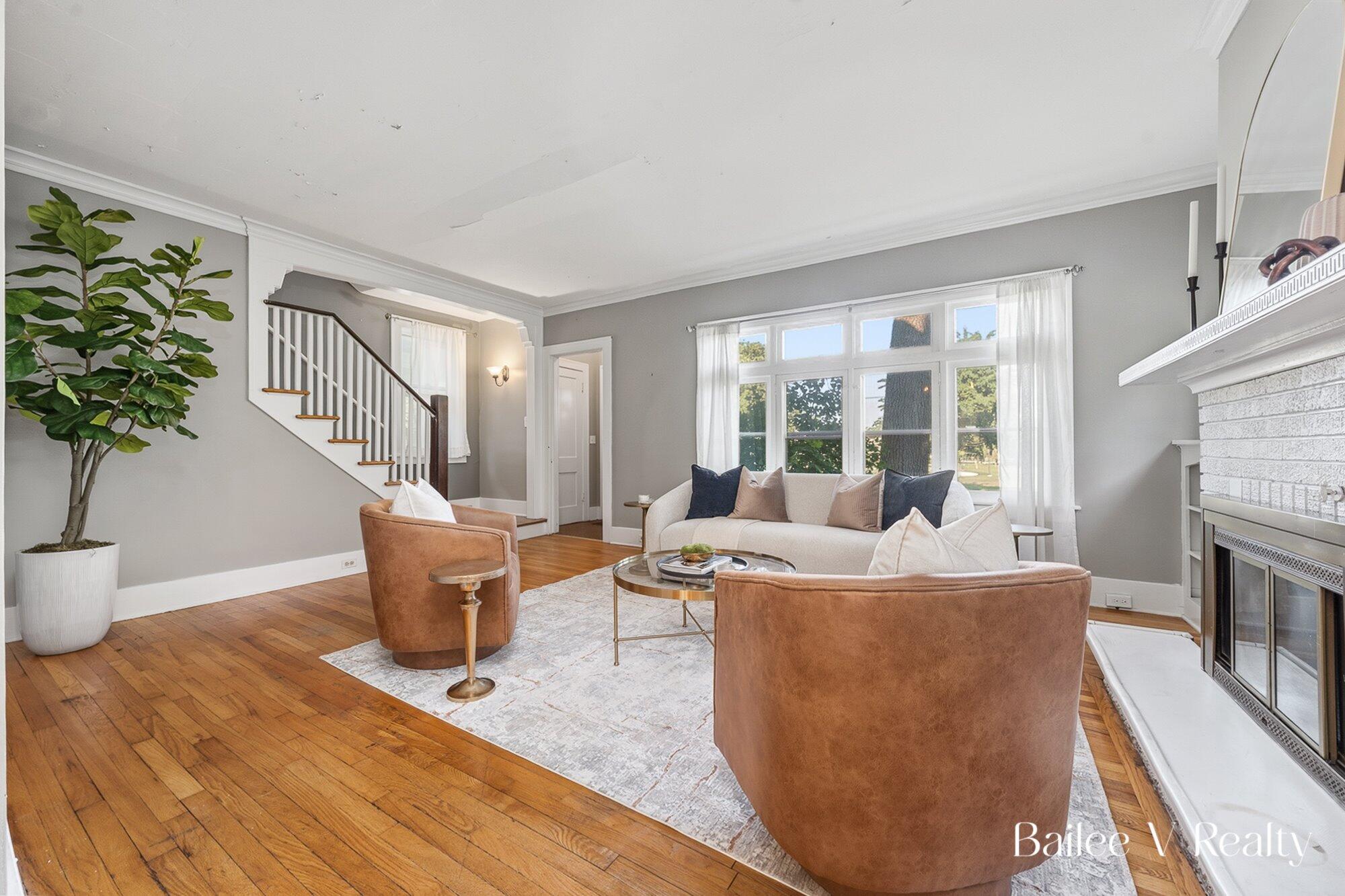 910 Benjamin Avenue SE
