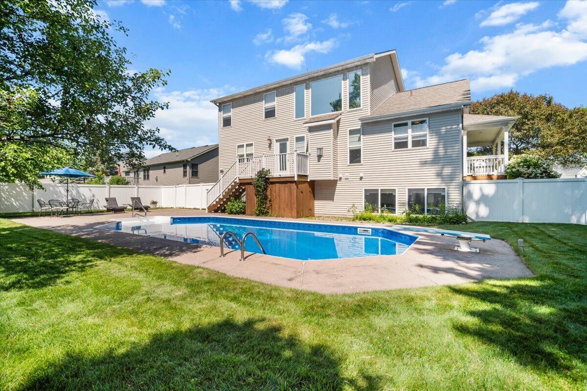 2317 Thornwood Drive