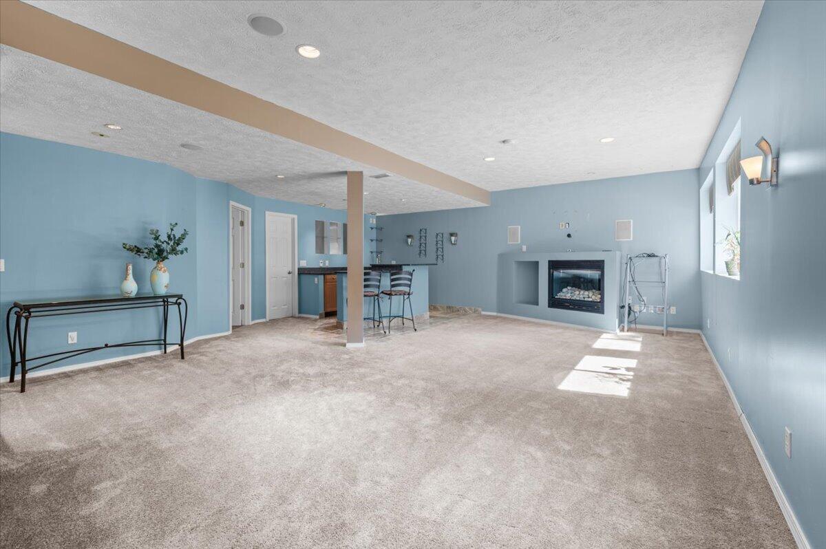 2317 Thornwood Drive