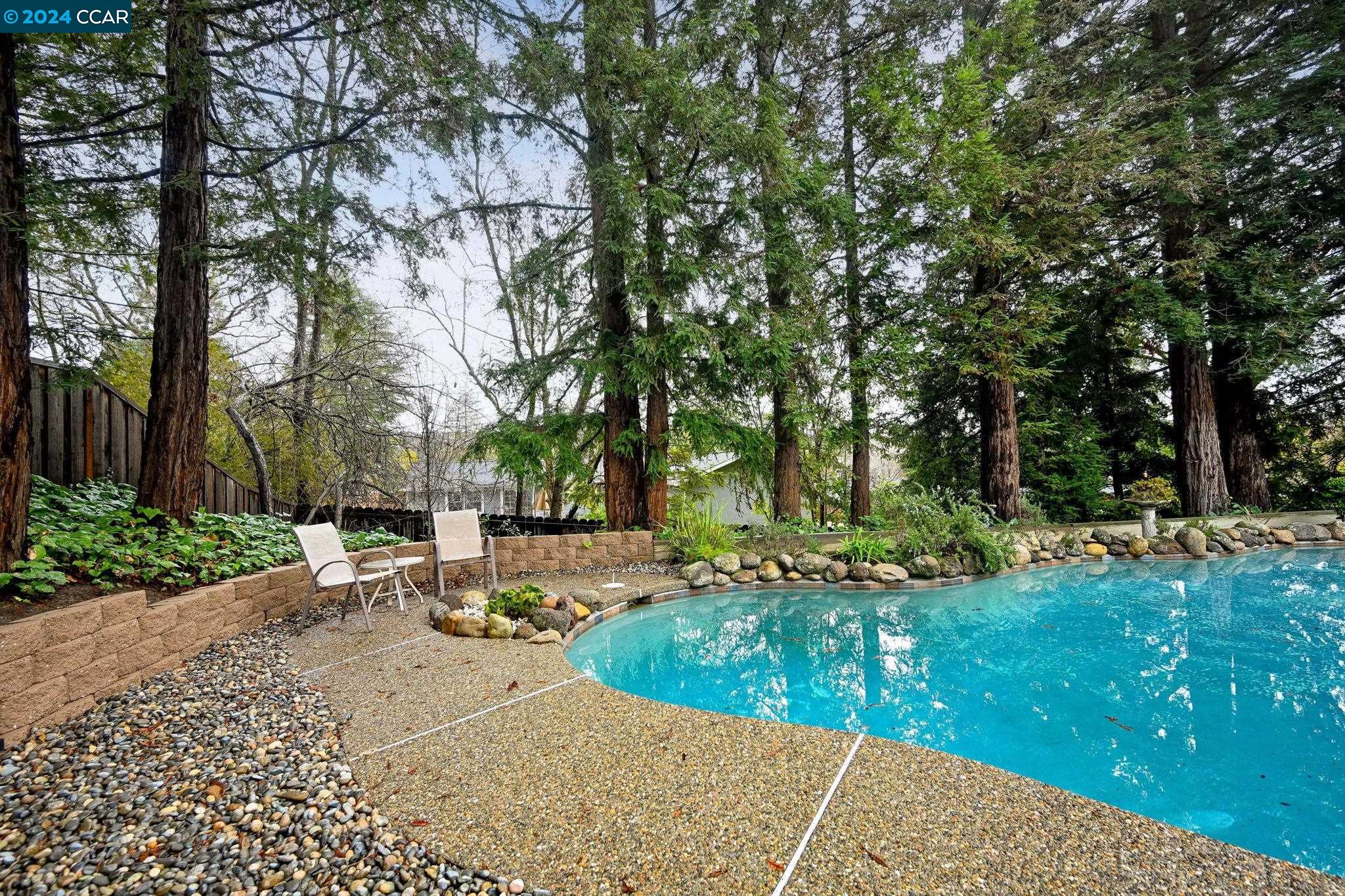 794 Highbridge Ln