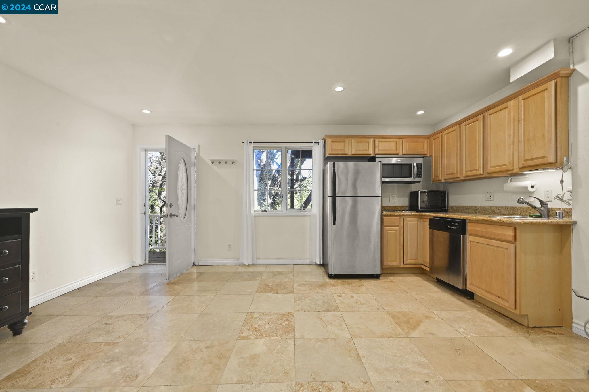 101 Alamo Ranch Rd Unit: 105