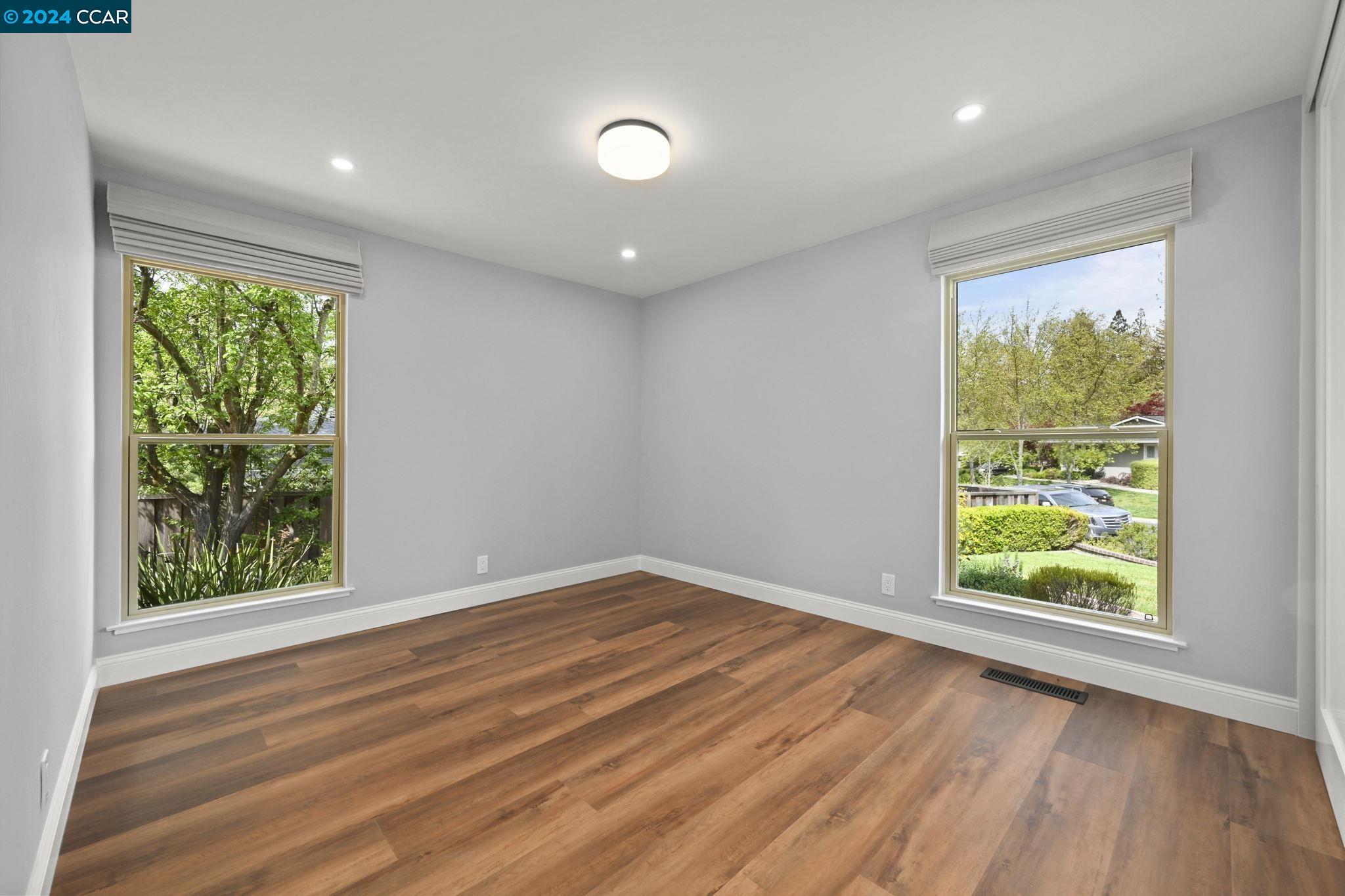 9 Dunsmoor Ct