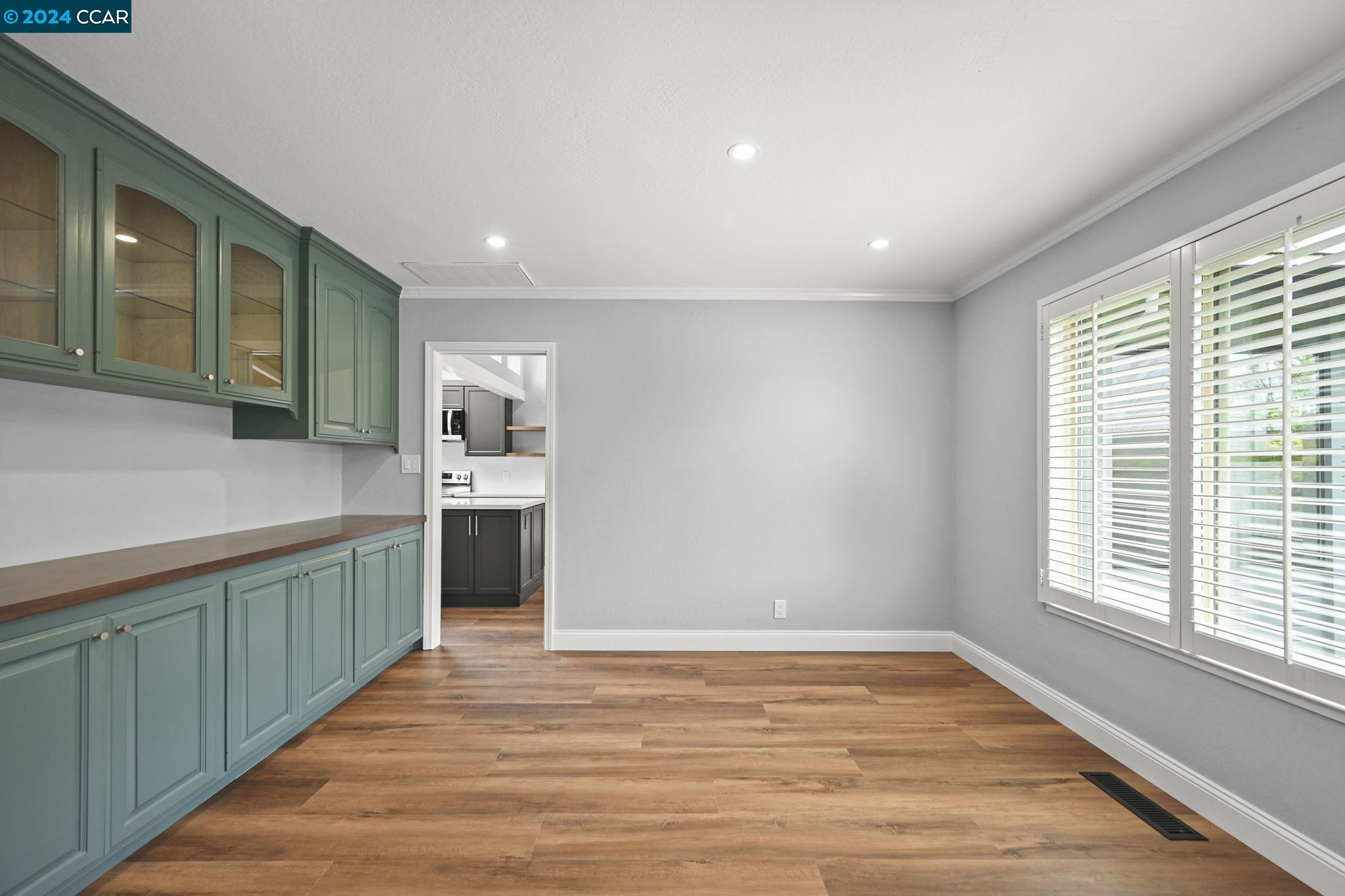 9 Dunsmoor Ct