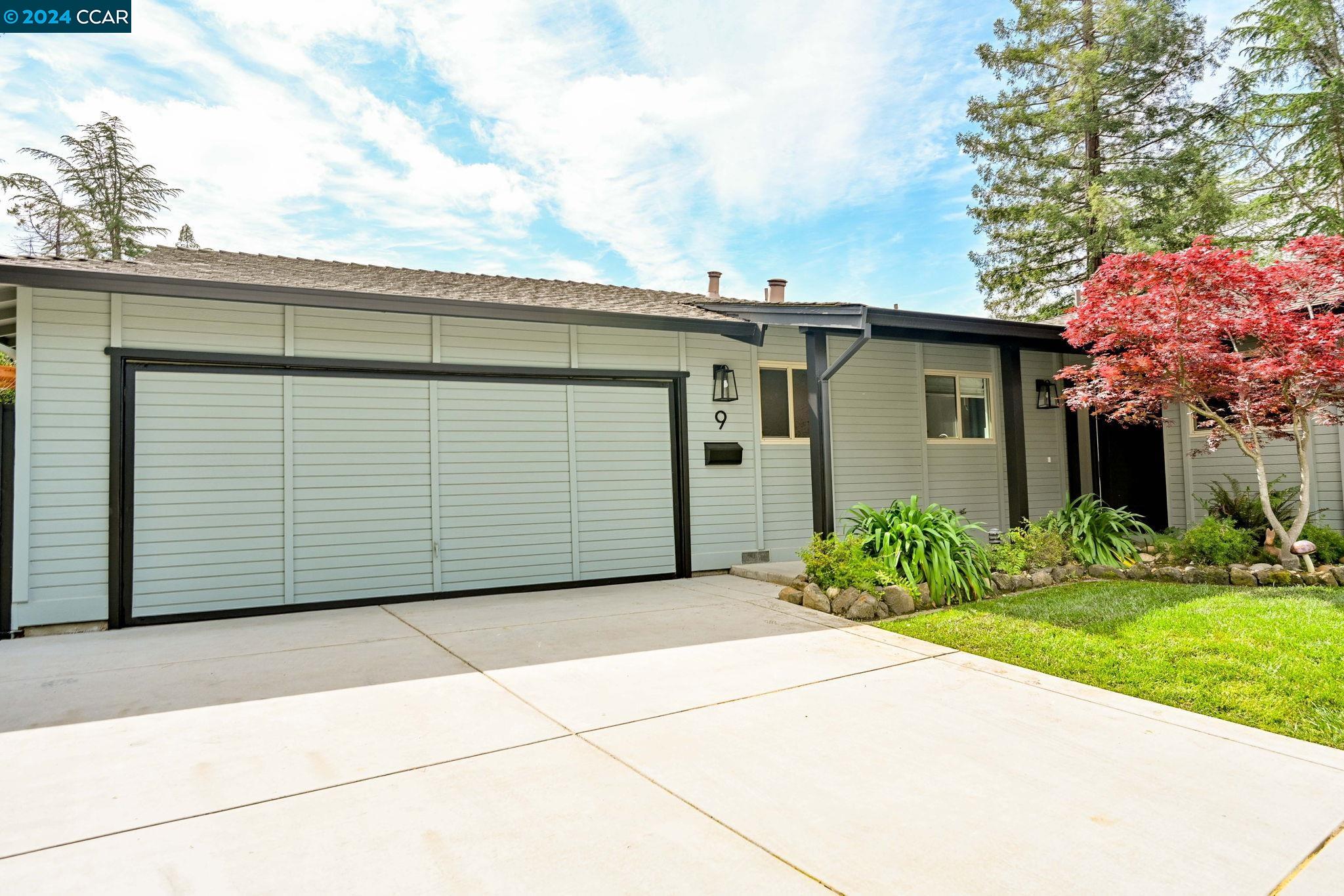 9 Dunsmoor Ct