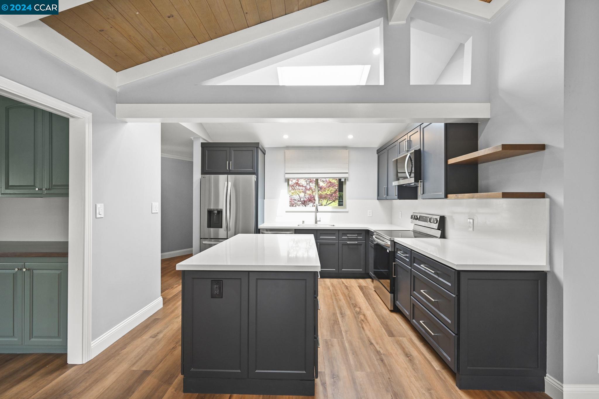 9 Dunsmoor Ct
