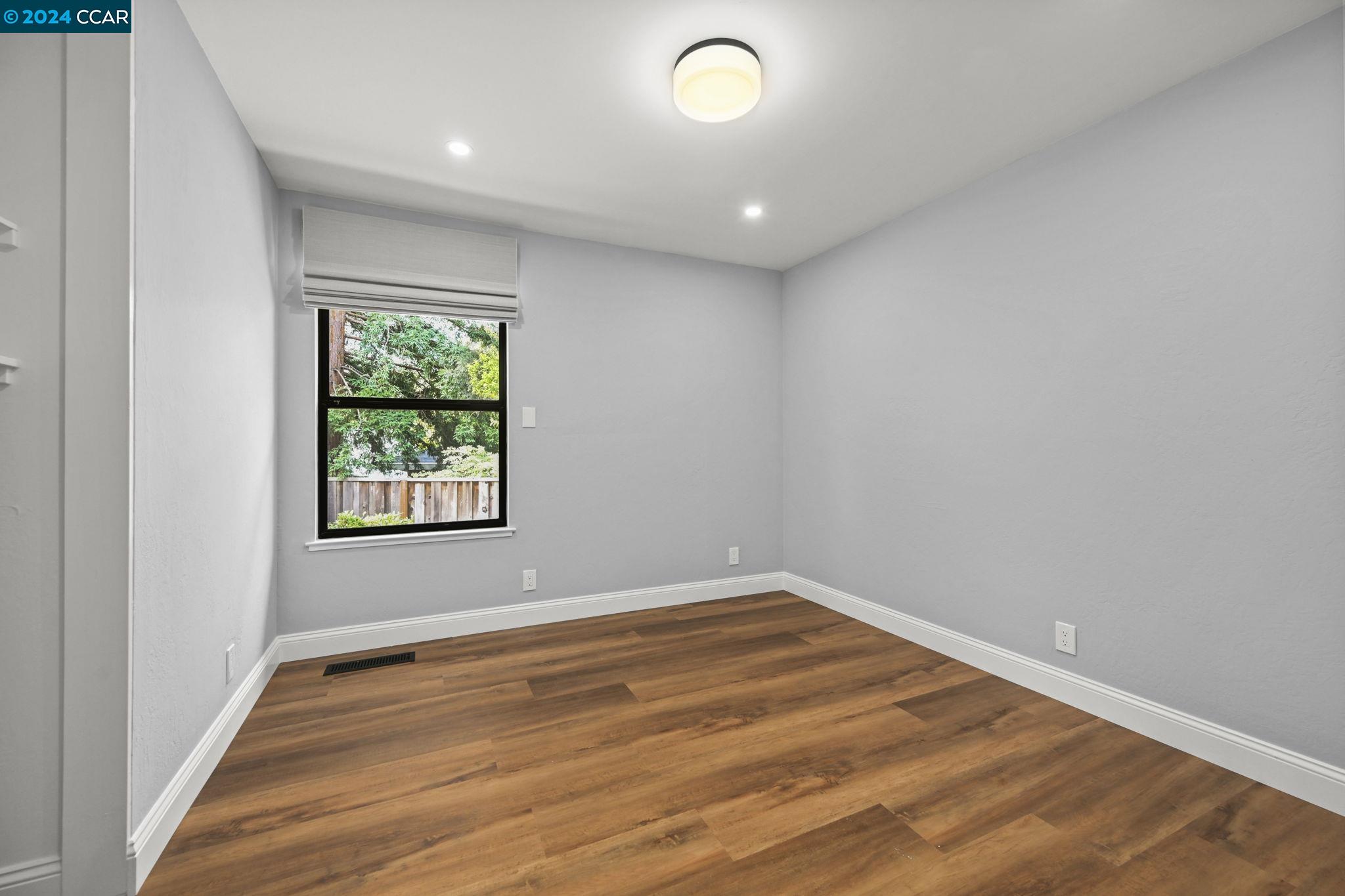 9 Dunsmoor Ct