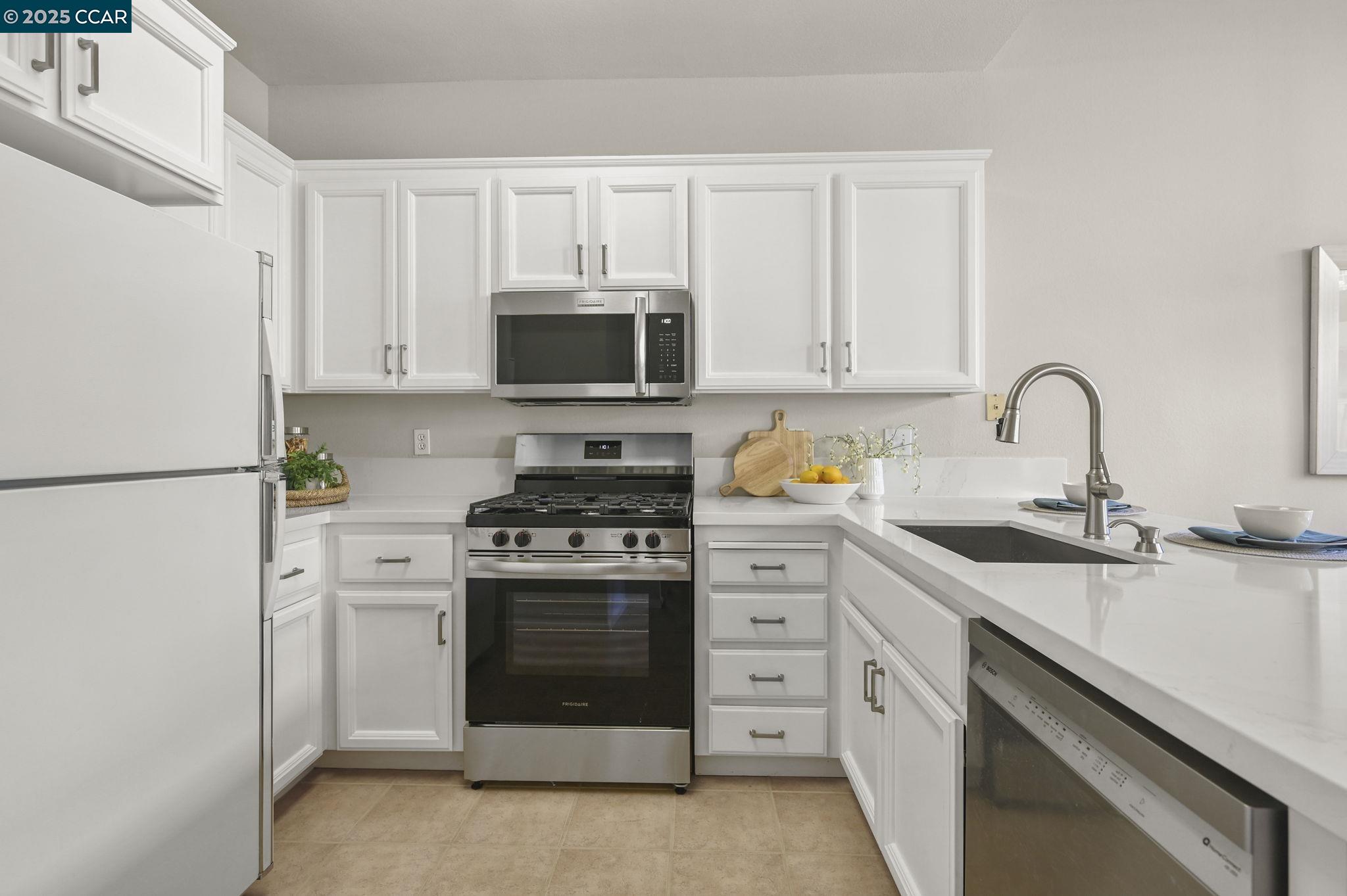 4242 Passeggi Ct