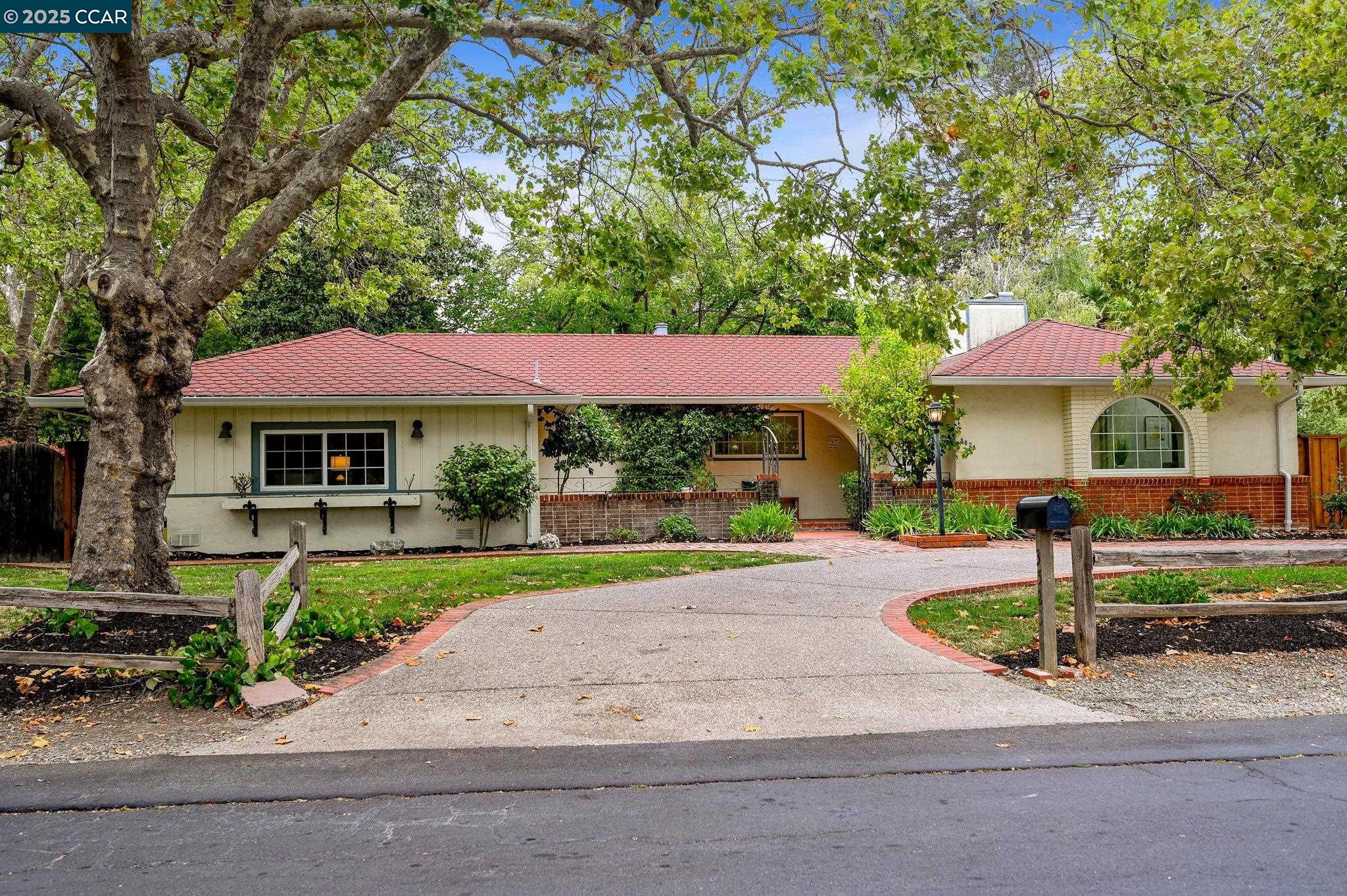 3523 Freeman Rd