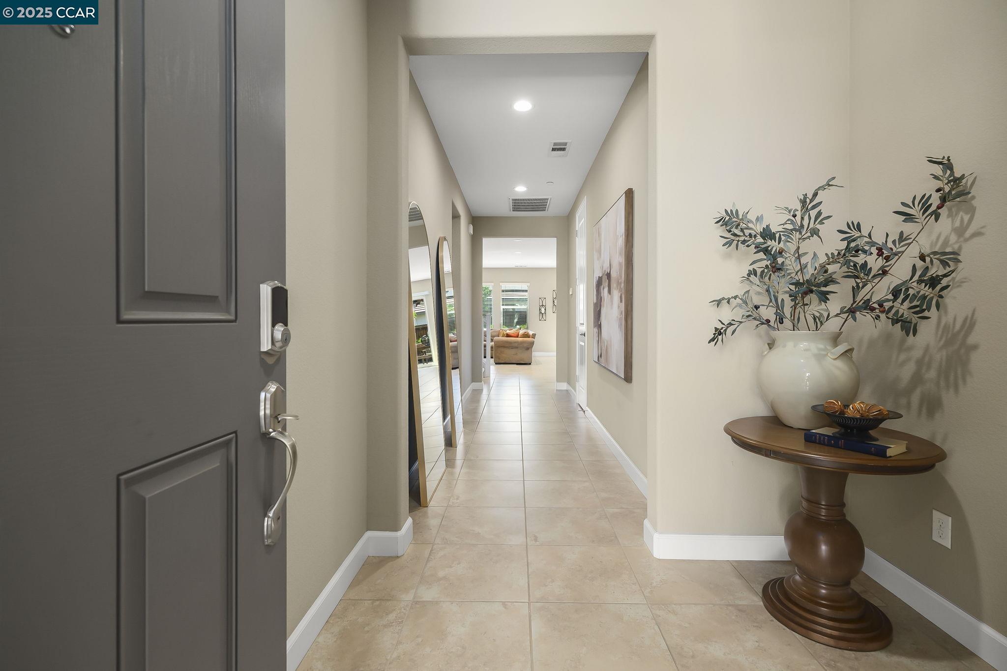 490 Stratford Ct, Brentwood