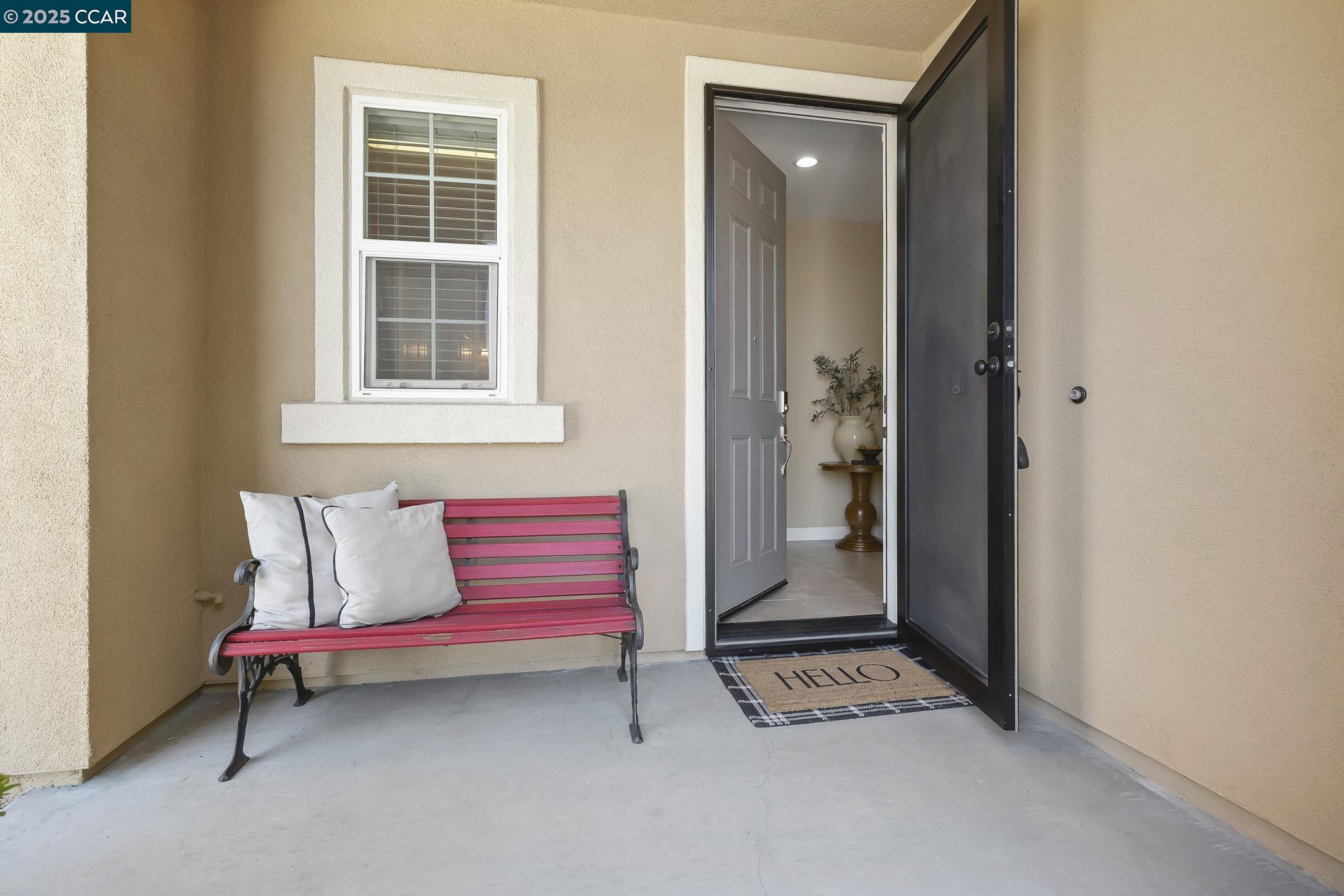 490 Stratford Ct, Brentwood