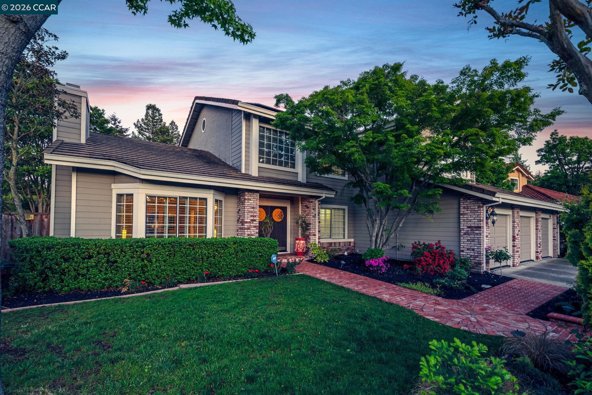 135 Crestridge Dr