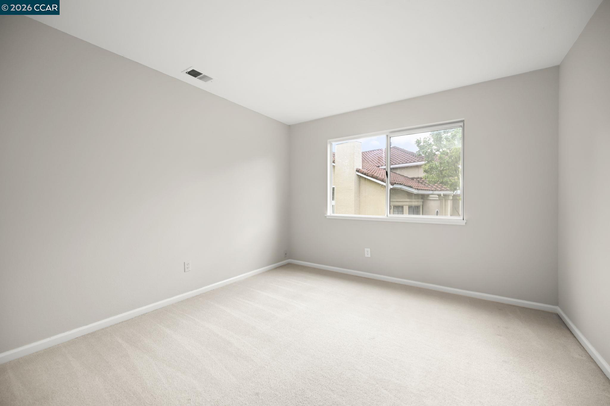 135 Crestridge Dr