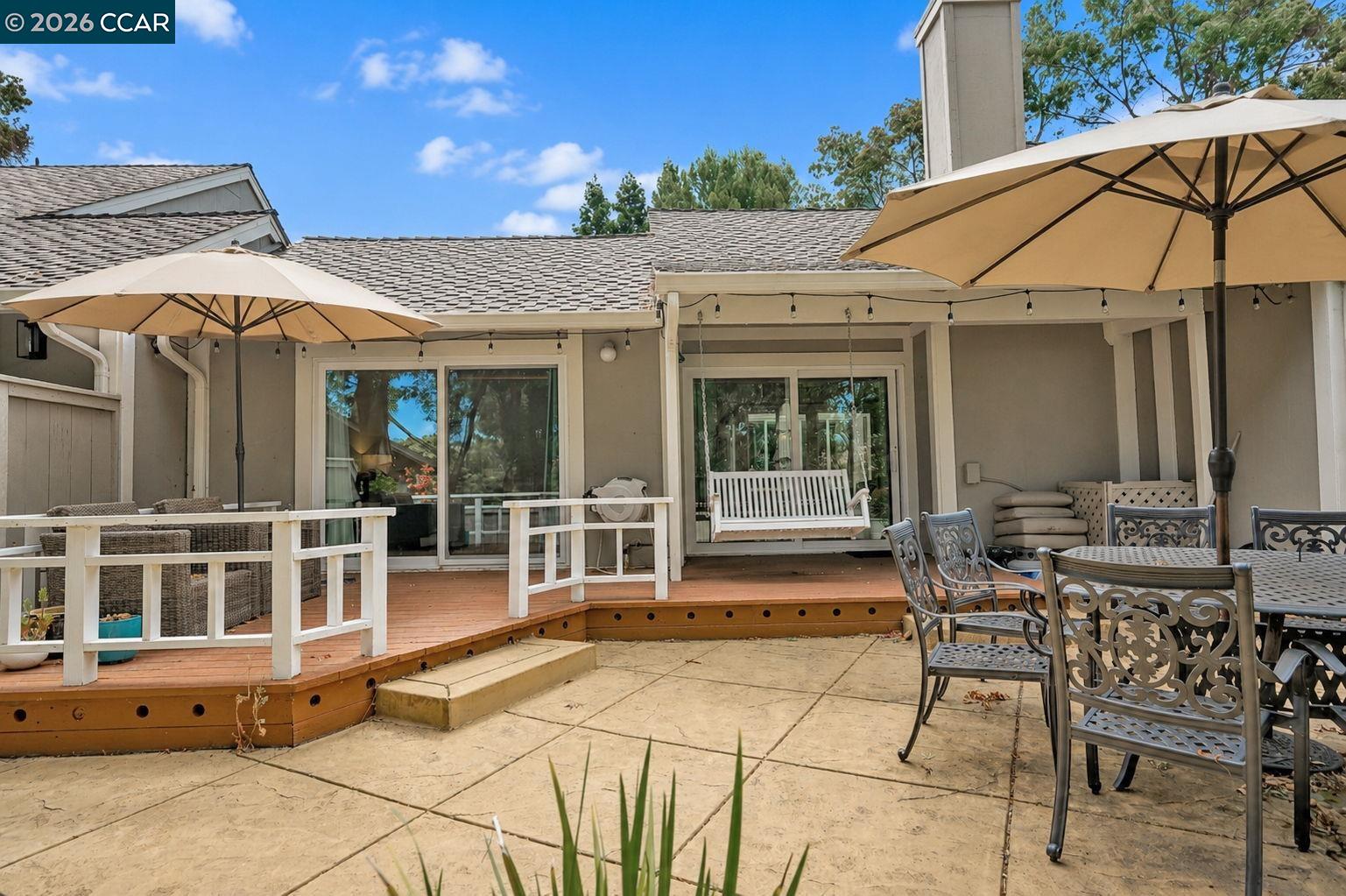 706 Lakeside Ct