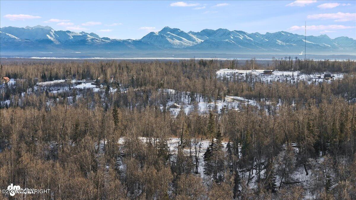 B002 W Lesser Canada Drive