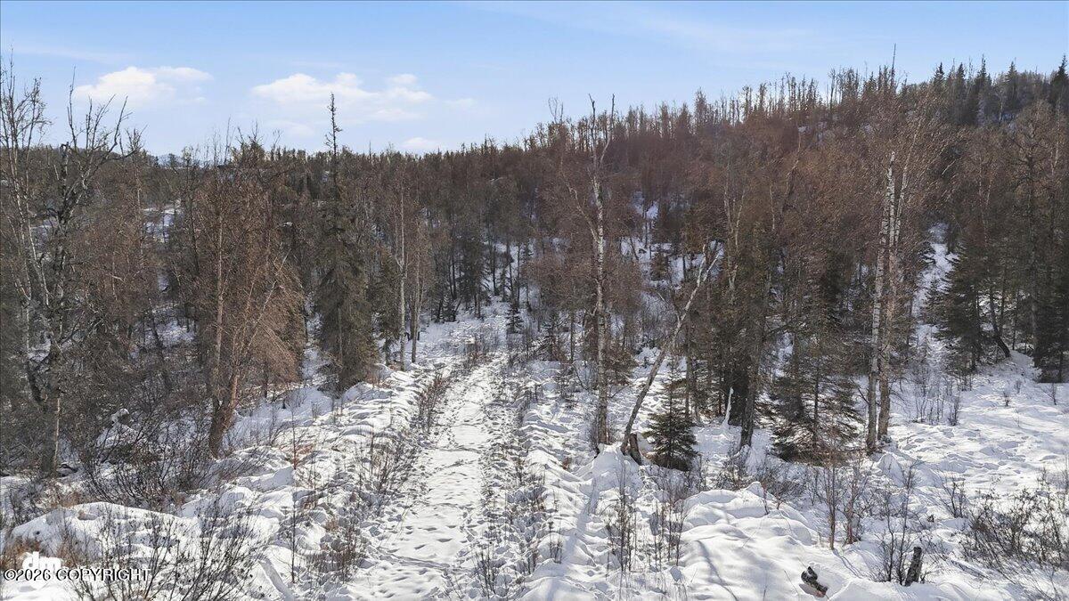 B002 W Lesser Canada Drive