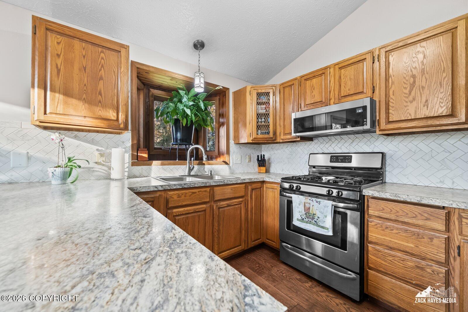 3150 N Edgewater Drive
