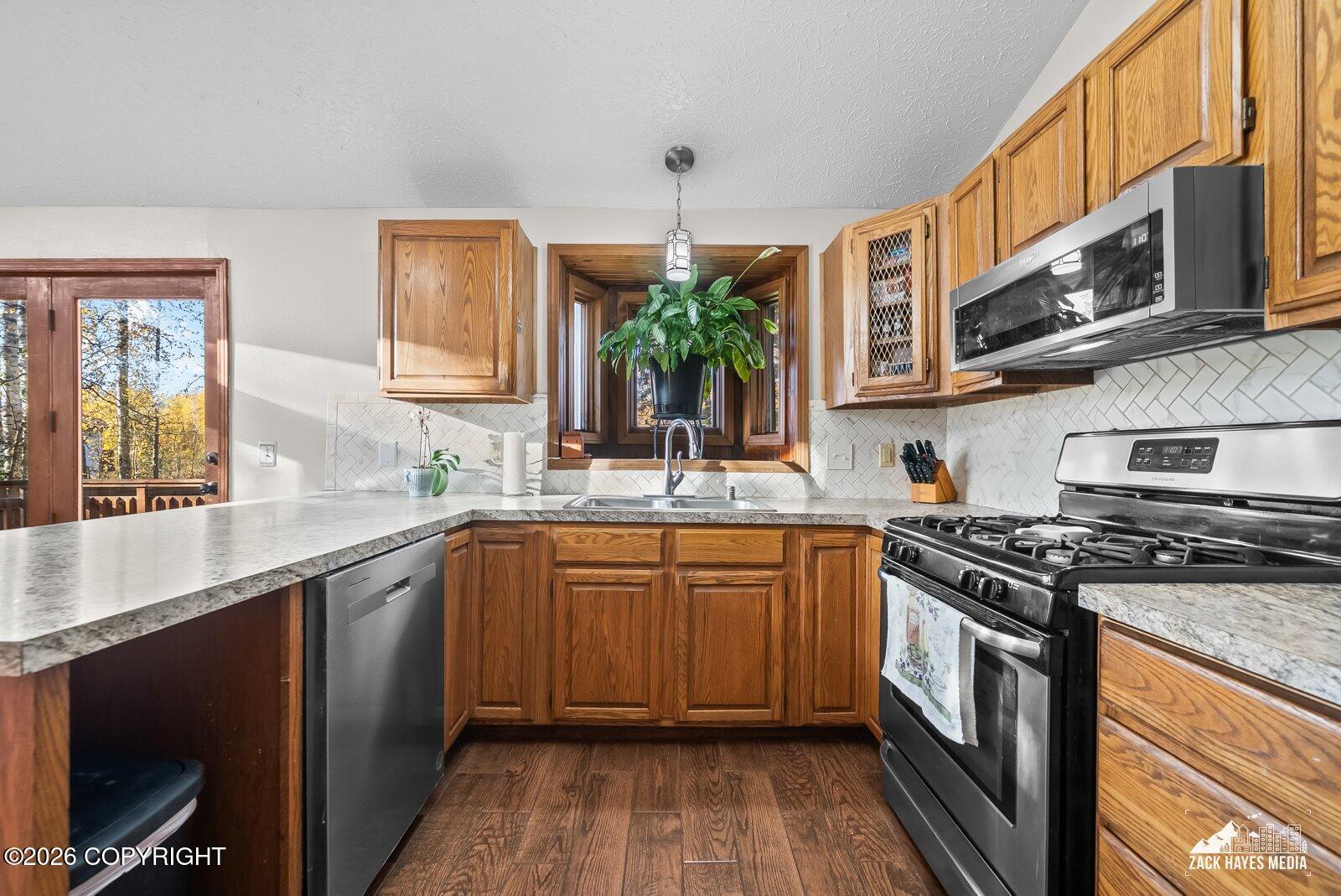 3150 N Edgewater Drive