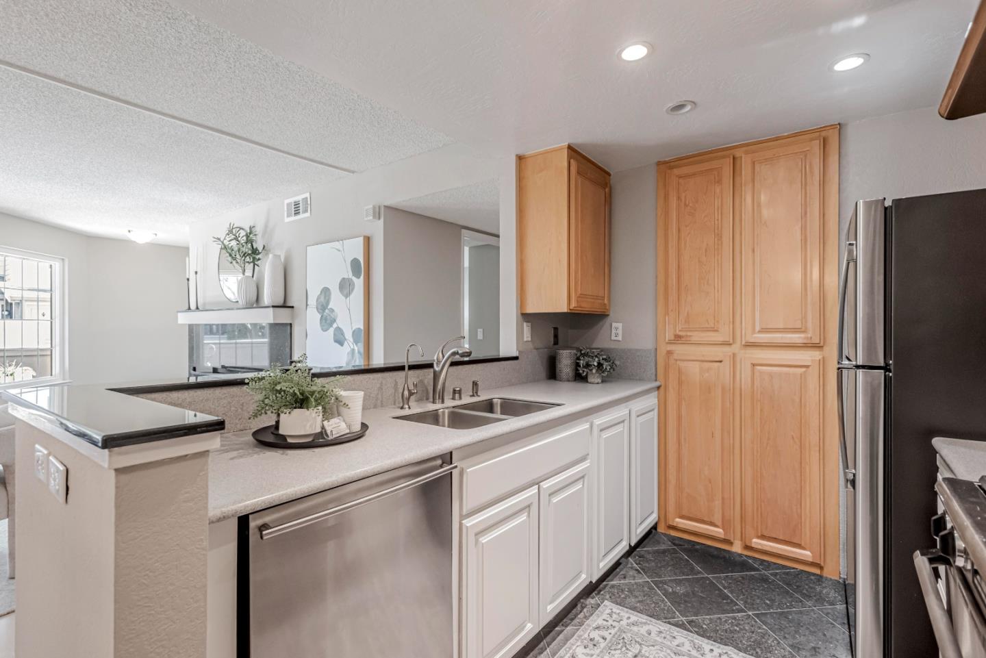 1538 Vista Del Sol 7