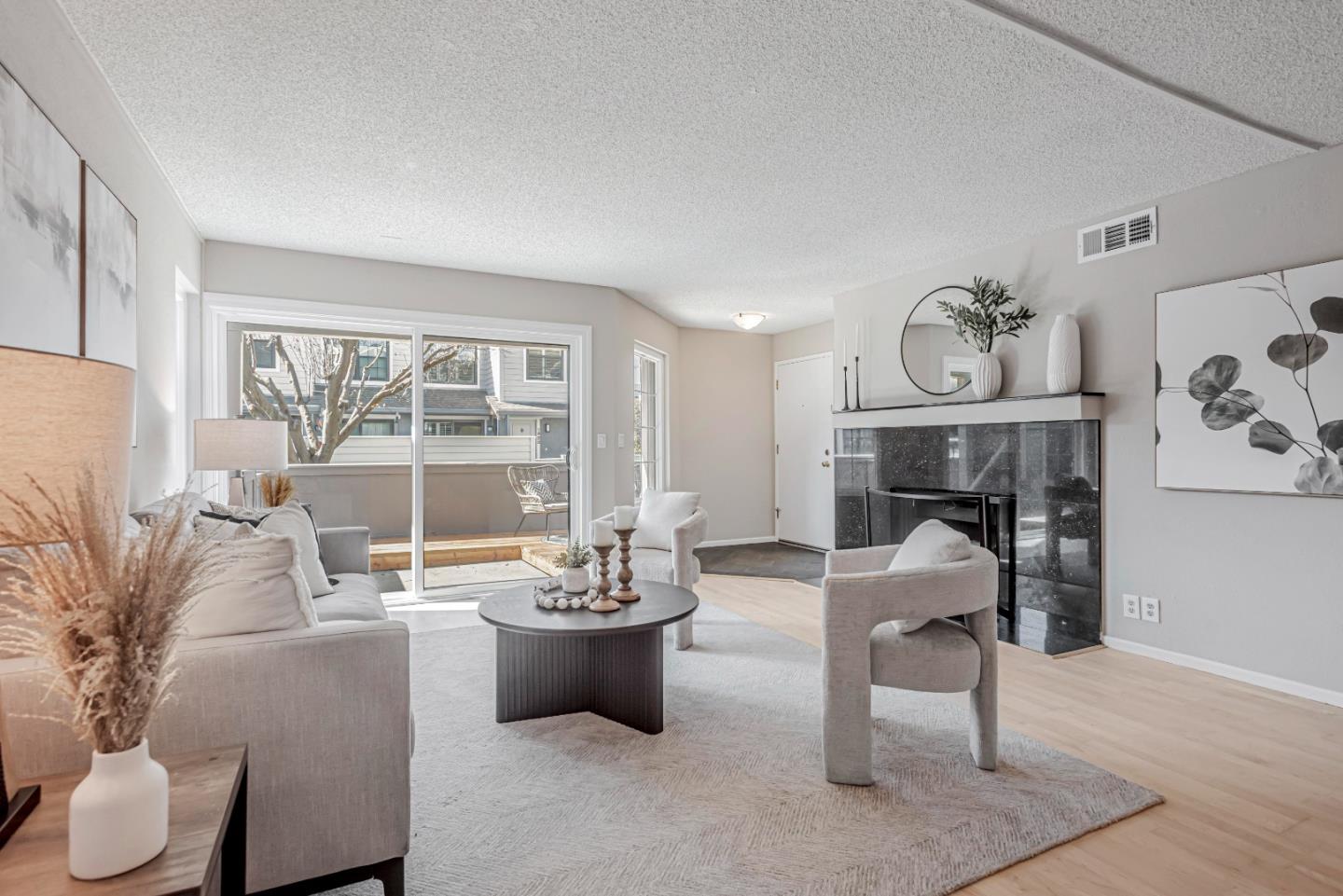 1538 Vista Del Sol 7