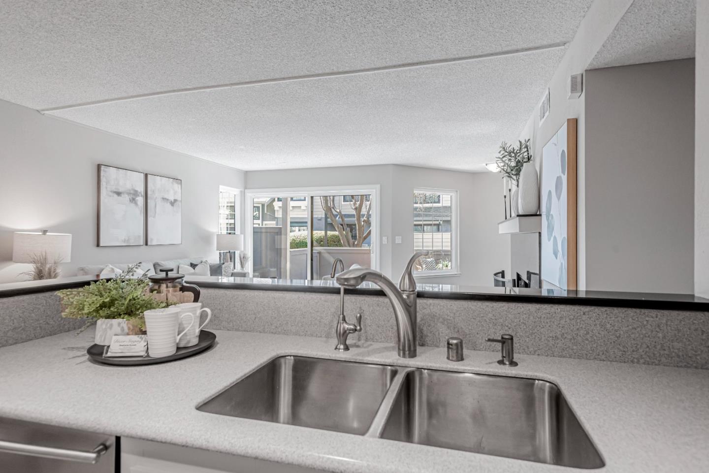 1538 Vista Del Sol 7