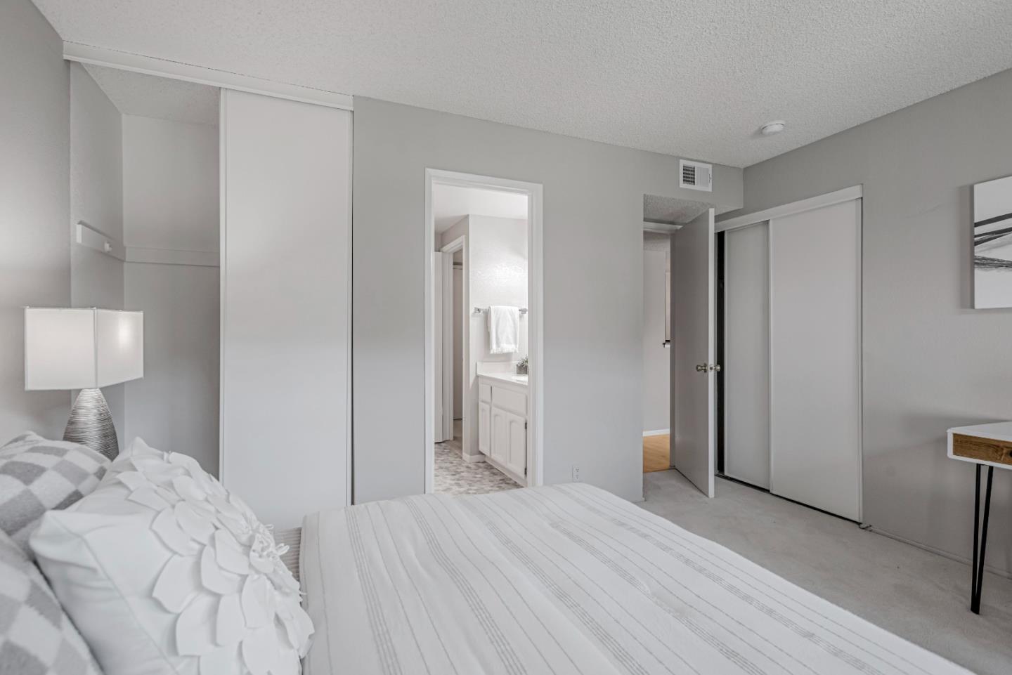 1538 Vista Del Sol 7