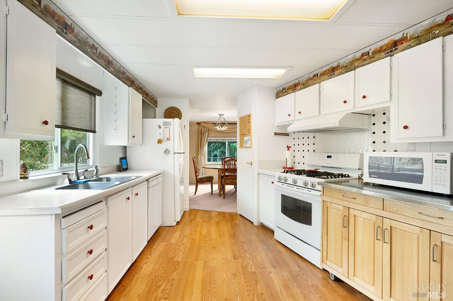 122 Brooktrail Court