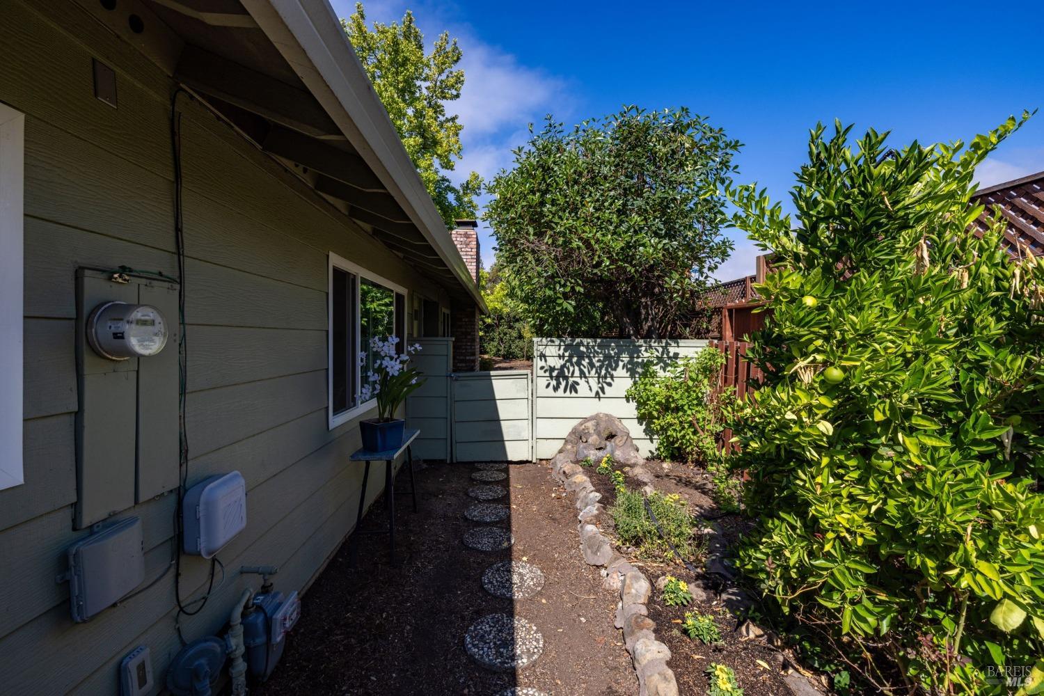 207 Mountain Vista Lane