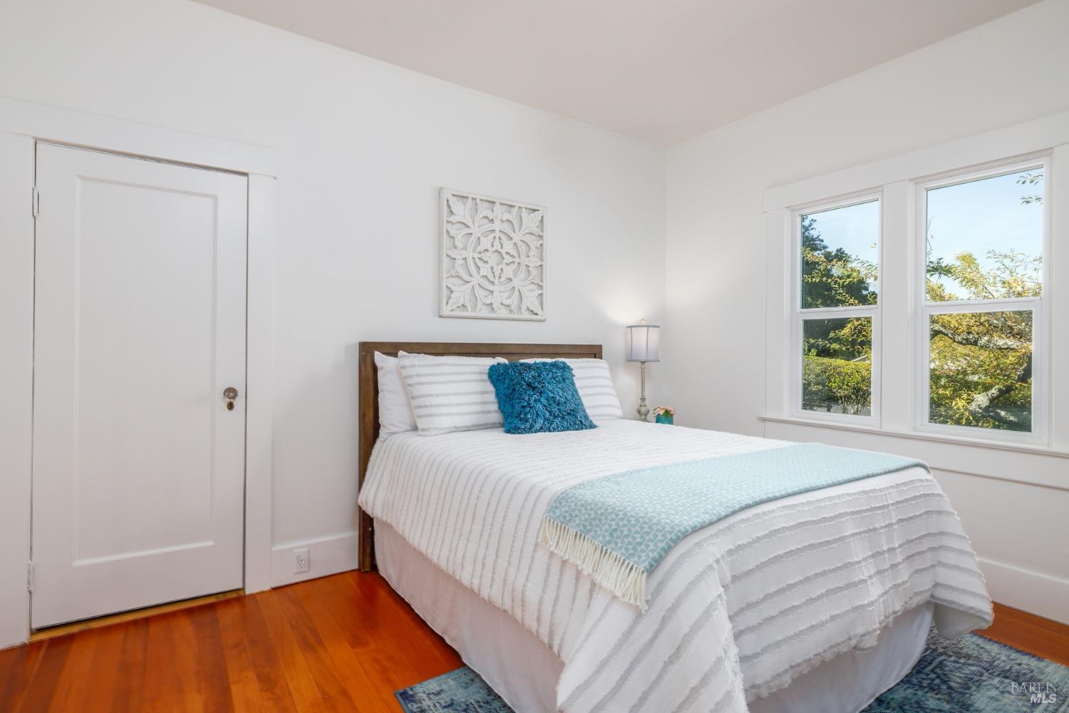 5047 Sonoma Mountain Road