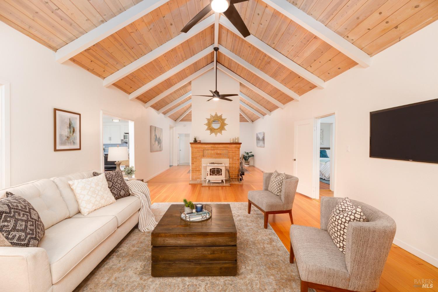 5047 Sonoma Mountain Road