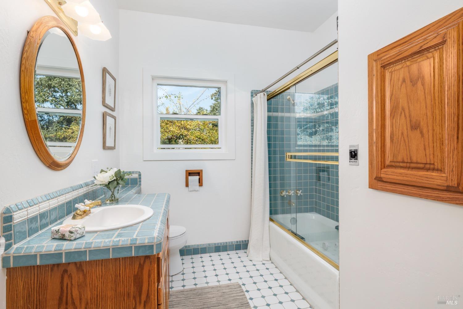 5047 Sonoma Mountain Road