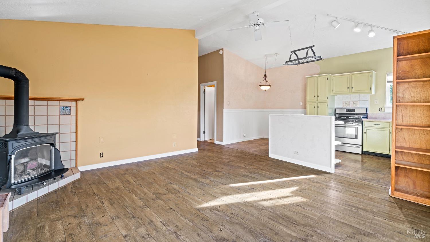 3701 Middle Two Rock Rd