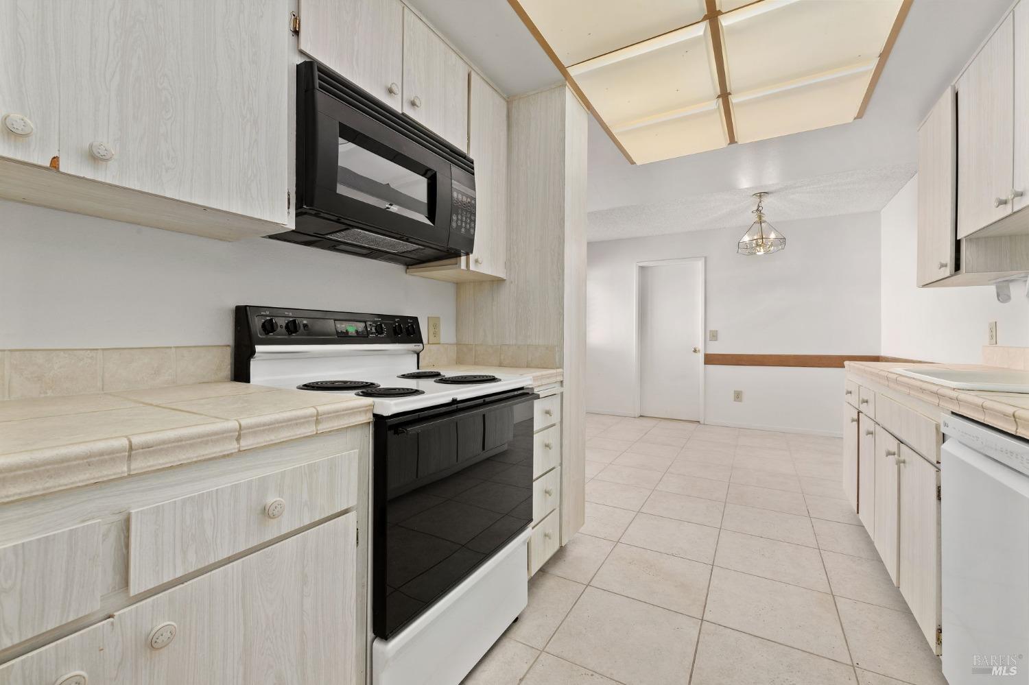 6585 Stone Bridge Road