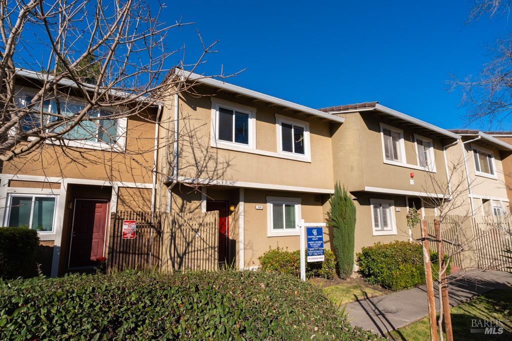 520 Santa Alicia Drive