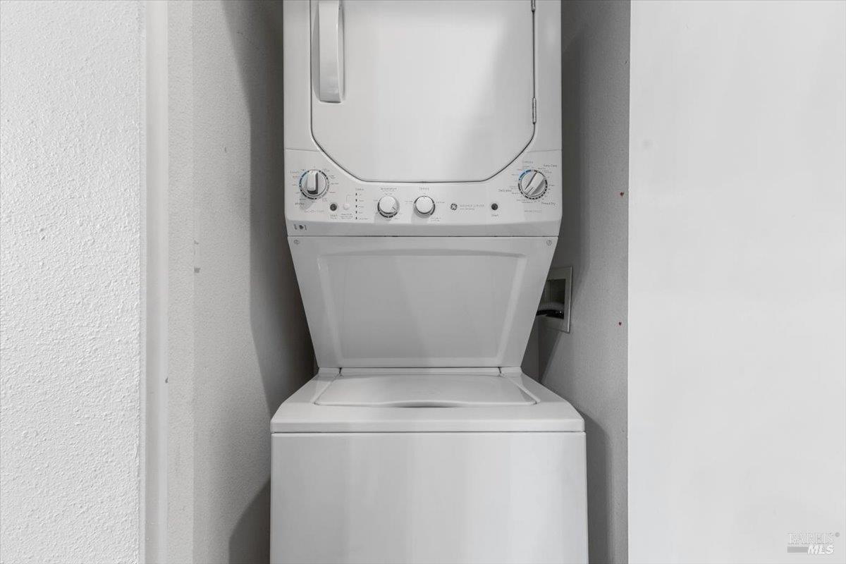 1623 Pinebrook Place