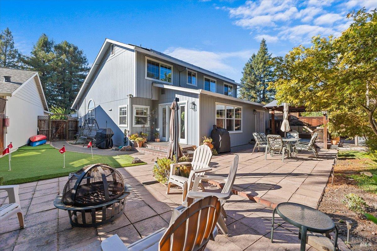 416 Tanglewood Court