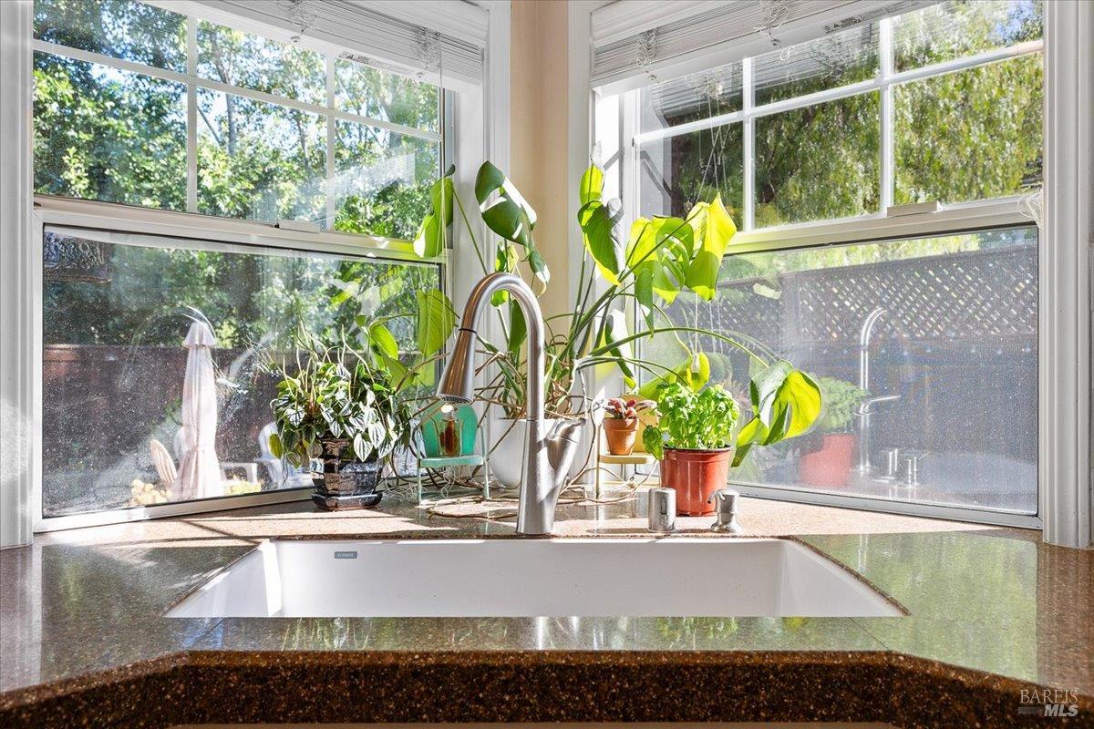 416 Tanglewood Court