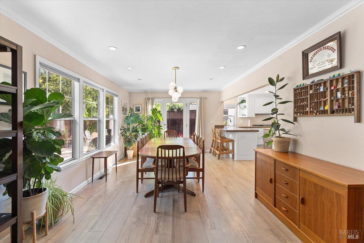 416 Tanglewood Court