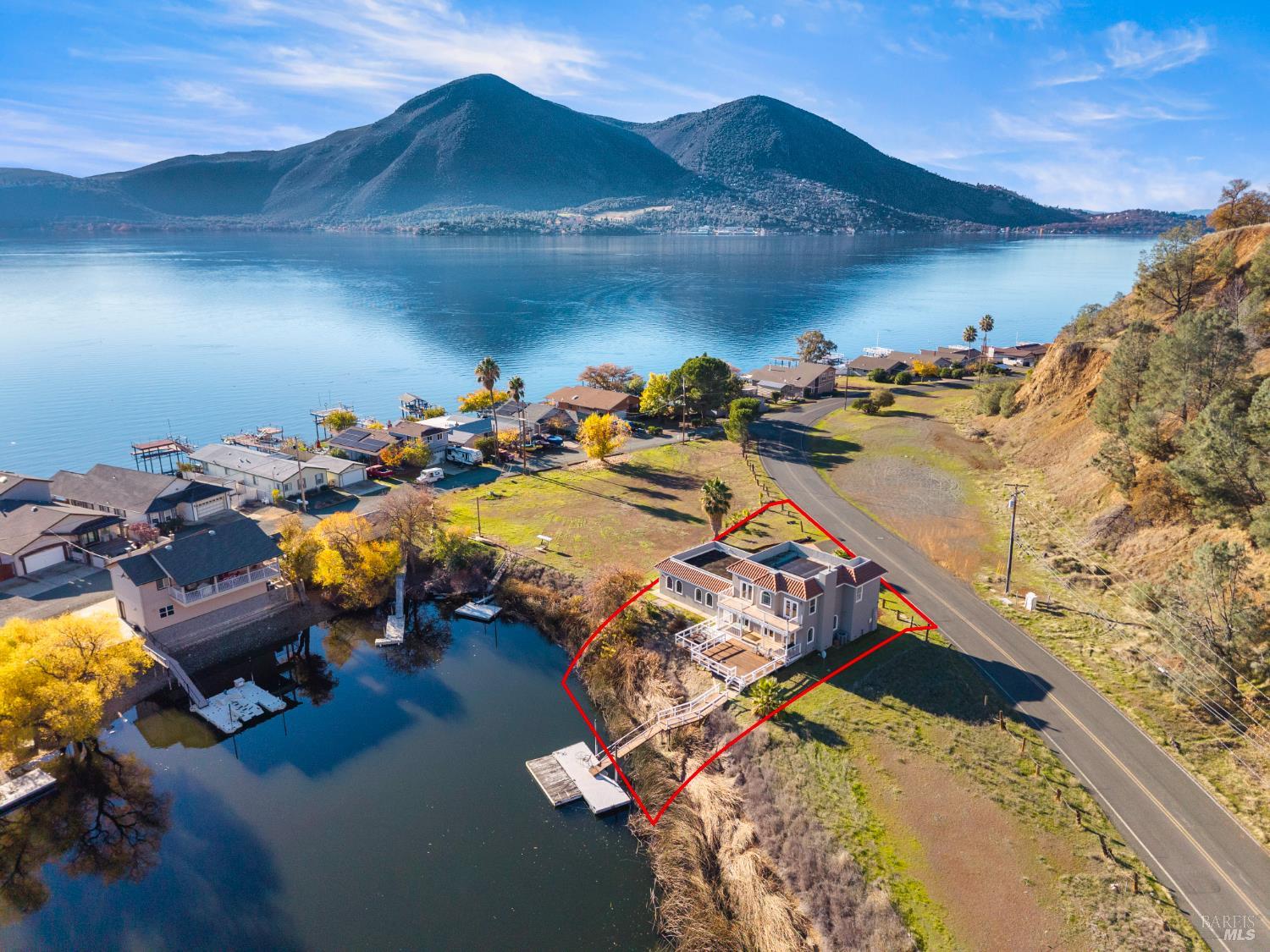 11115 Lakeshore Drive