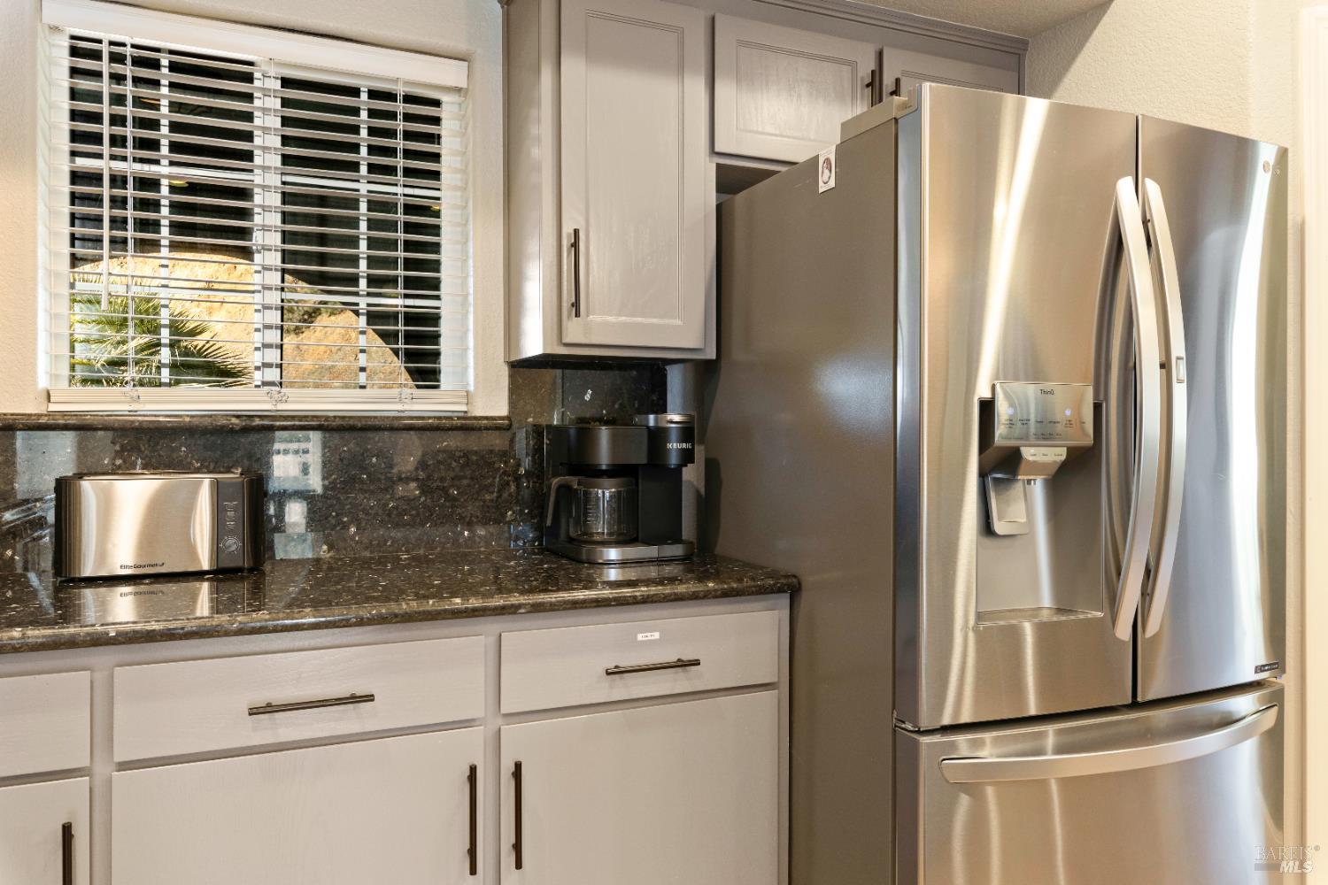 11115 Lakeshore Drive