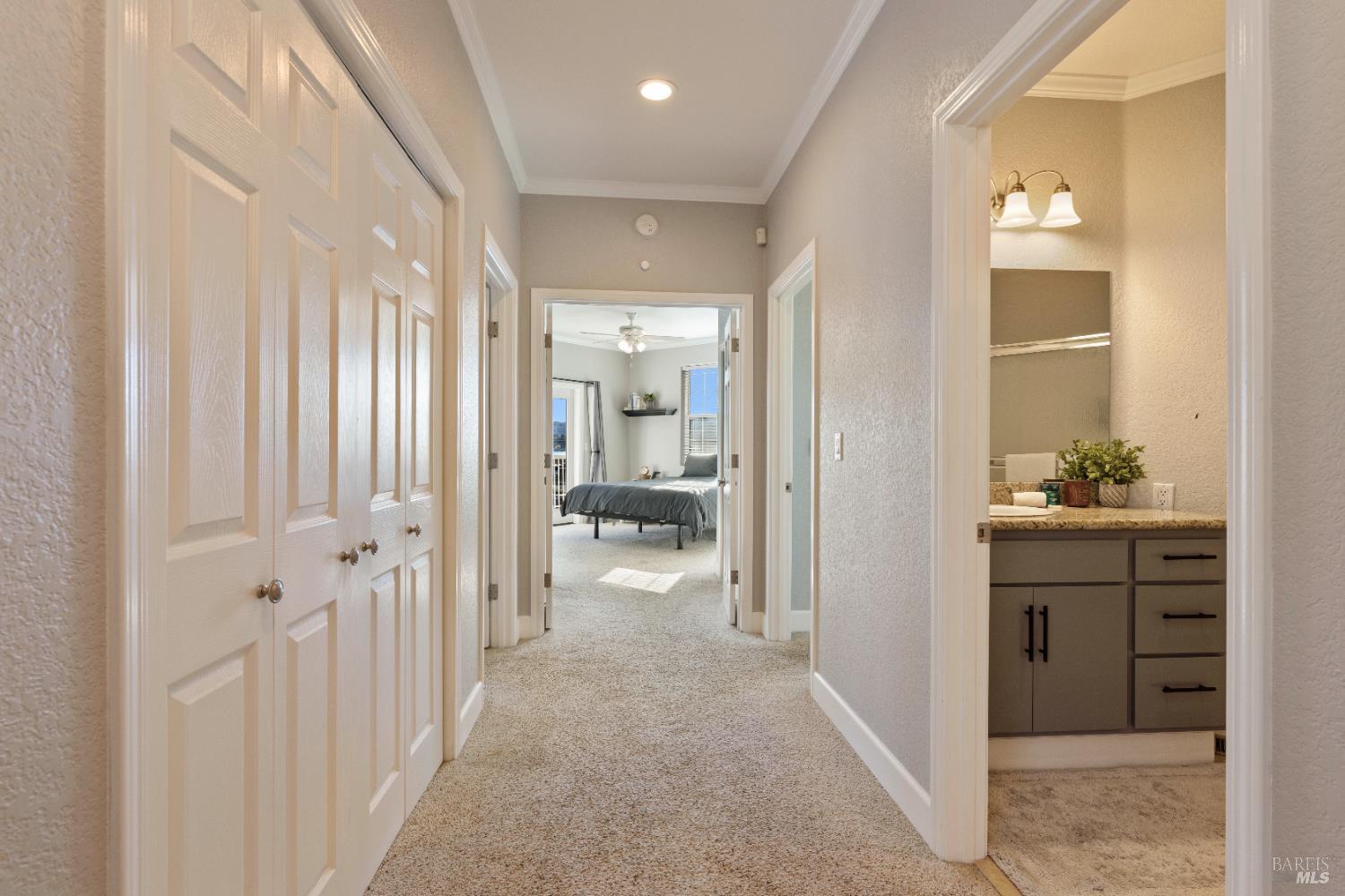 11115 Lakeshore Drive