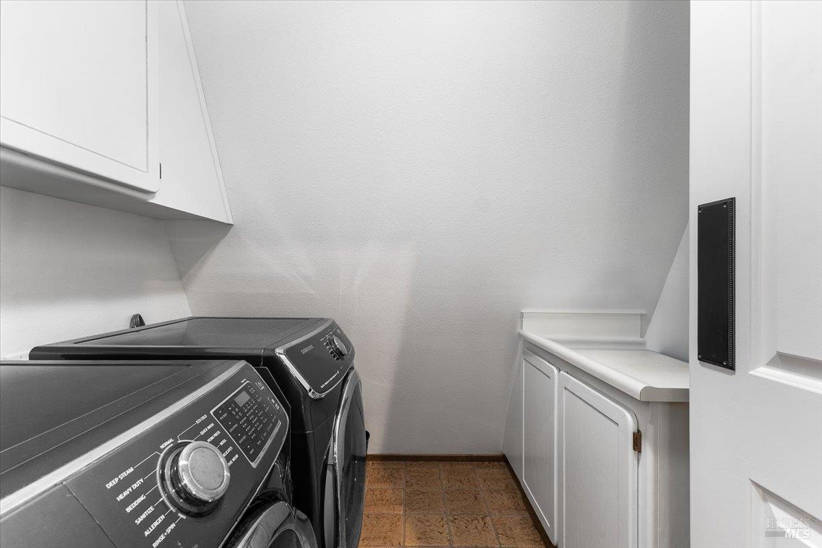 10045 Loch Haven Drive