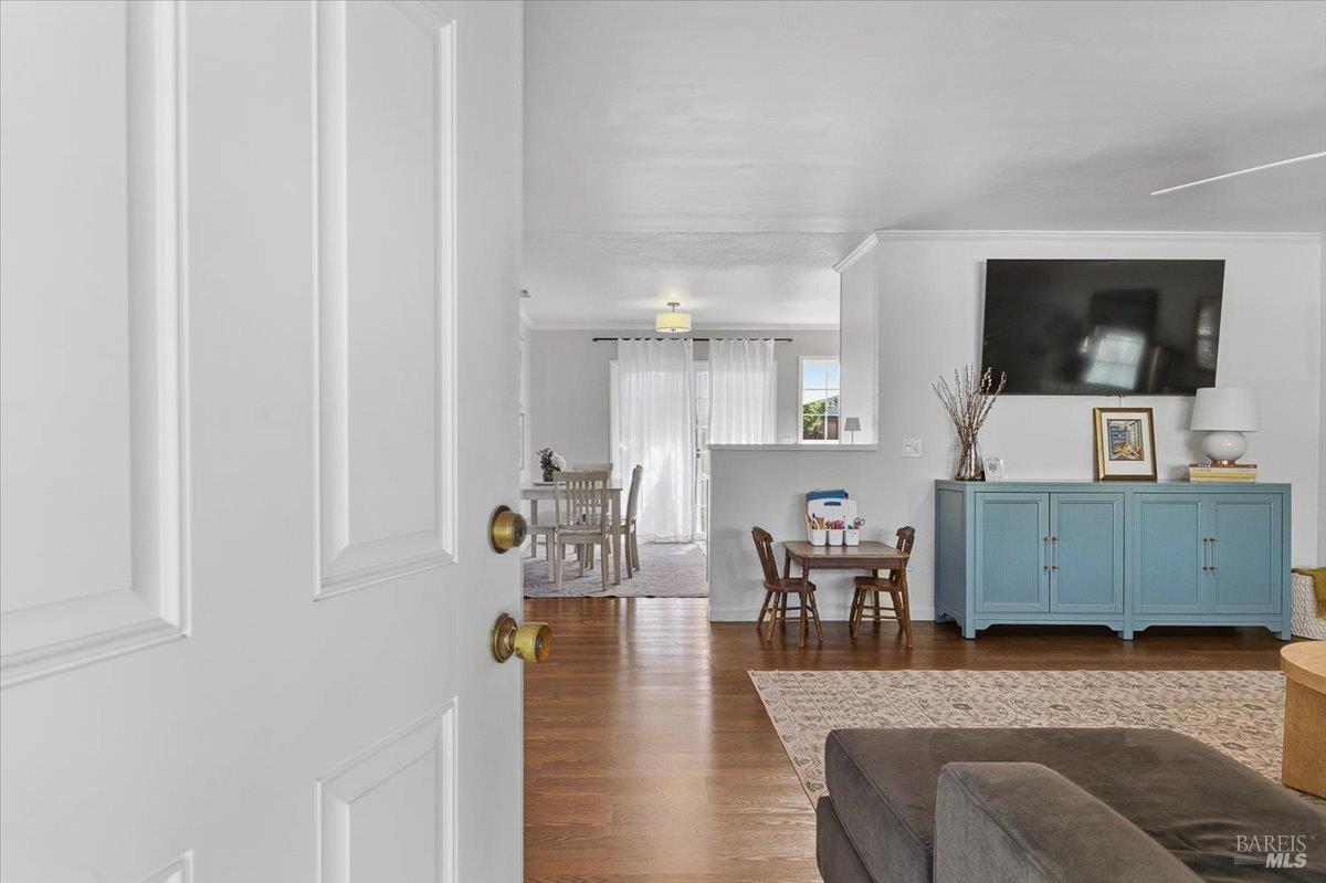 6900 Montecito Boulevard