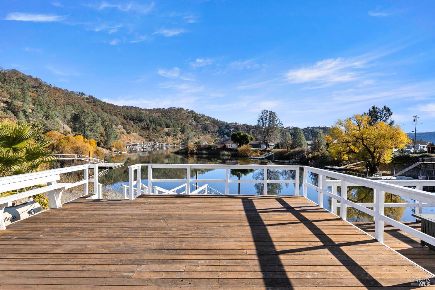 1115 Lakeshore Drive